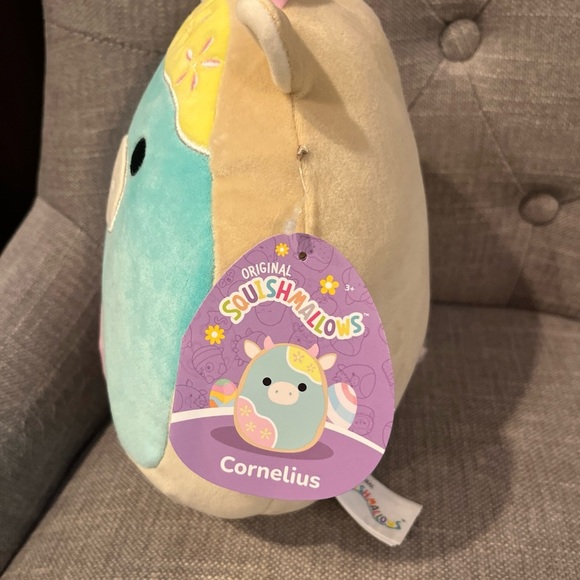 🐣 CORNELIUS 🍪🐮 8" Frosted Sugar Cookie Cow Easter 2025 Squishmallow NWT salad - Picture 3 of 6